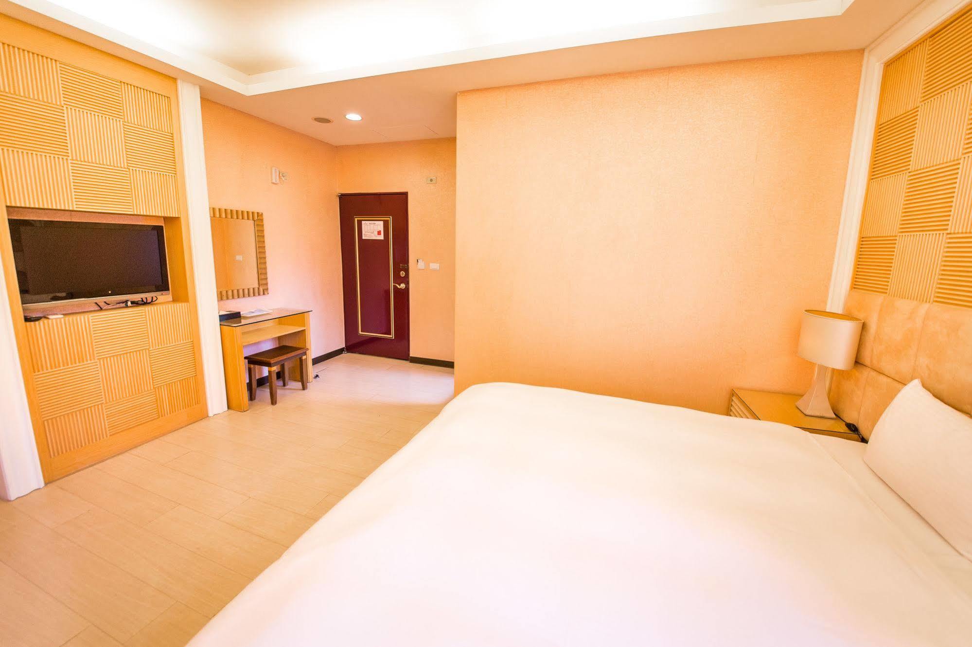 Aoike Hot Spring Hotel Цзяосі Екстер'єр фото